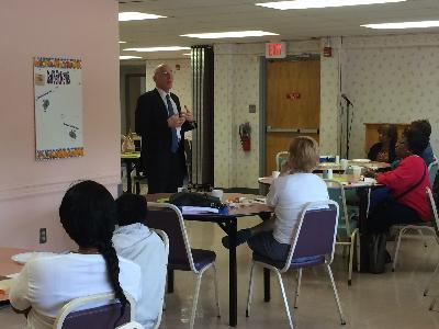 Dr. Barry Jacobs discusses Non Traditional Caregiving with caregivers at the Caregiver Academy 2015 Spring Series "Creative Tools for Caregiving."